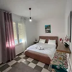 Rocks View Apartment